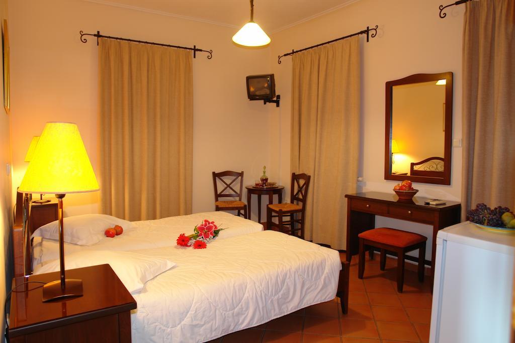 Hotel Chrisso Delphi Zimmer foto