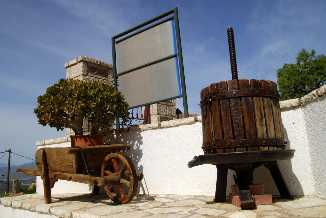 Hotel Chrisso Delphi Exterior foto